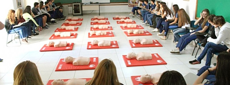  Projeto capacita escolas de BH para atender urgências e emergências médicas